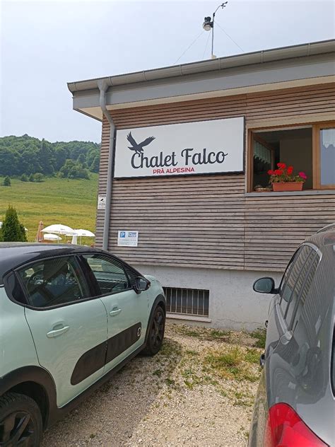 Chalet Falco, Avio .